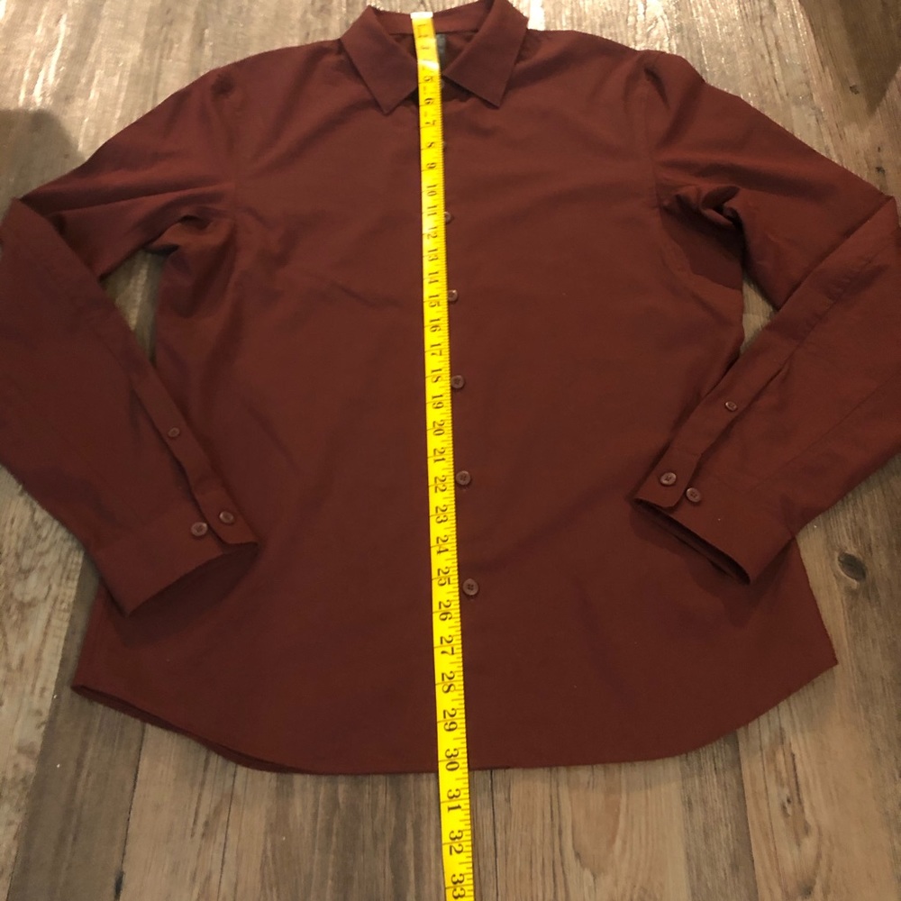 Lululemon Button-Up - Picture 2 of 5